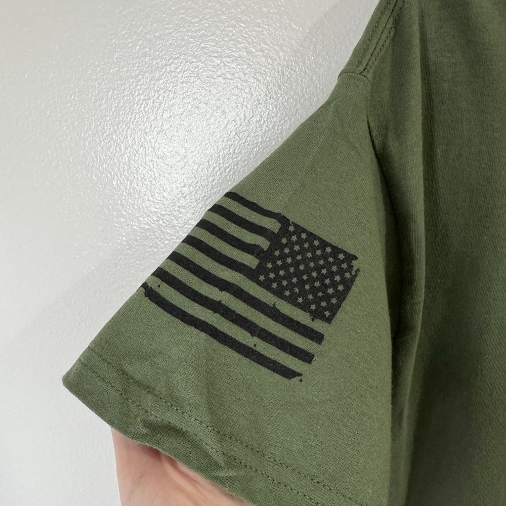 Gildan Heavy Cotton T-shirt XL Love of Country American Flag Patriotic Green - Picture 3 of 7